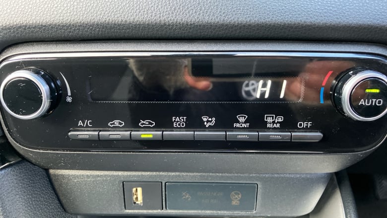 Toyota Yaris 1.5 Hybrid Icon 5dr CVT Hybrid Hatchback